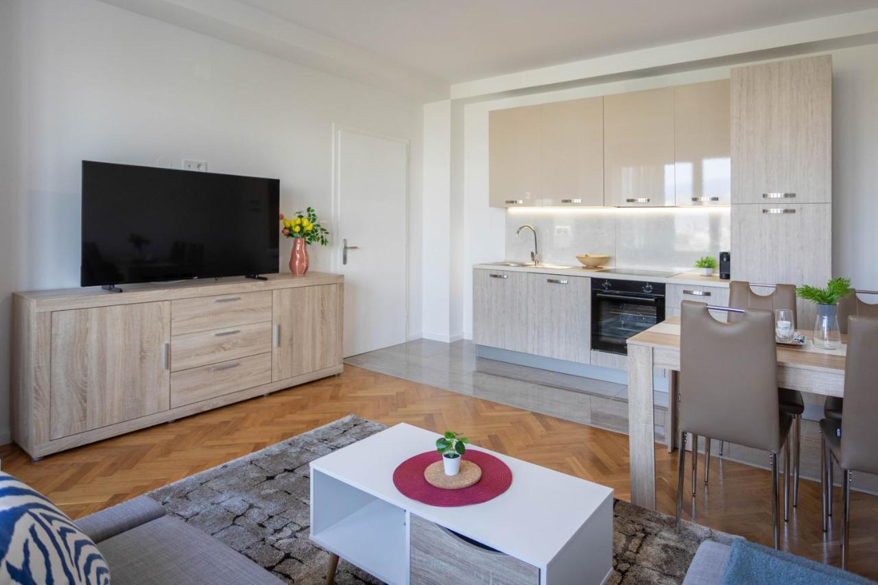 Spacious 2Bdr Apartment- Skyline View Záhřeb Exteriér fotografie
